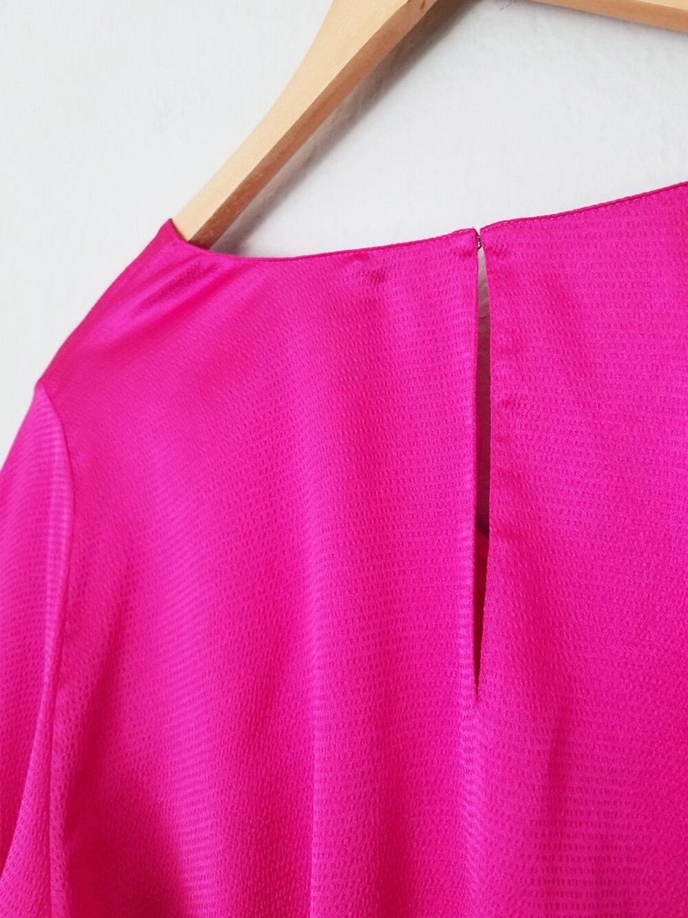 Sachin + Babi Adelaide V Neck Satin Blouse Top Pink Batwing Plus Size 2XL $395 - Picture 13 of 15